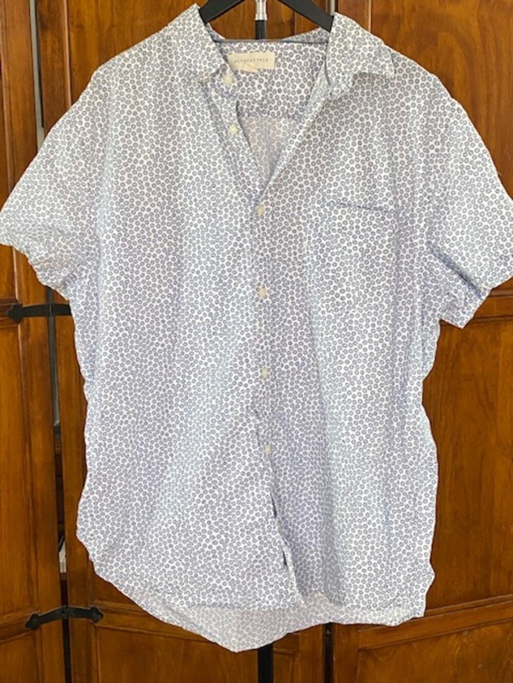 Aeropostale Mens XL Button Down Shirt Floral Print 100% Cotton Blue White Casual
